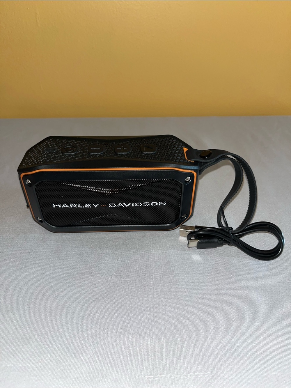 Authentic Harley Davidson Bluetooth Speaker Pre-Owned Works Perfectly